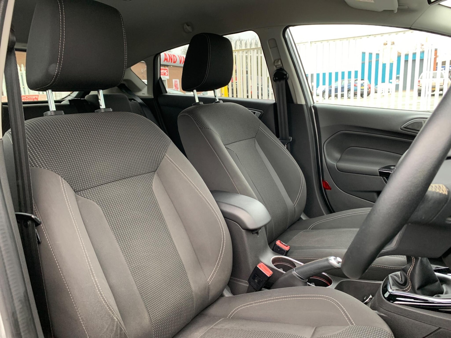 Used Ford Fiesta 2015 for sale - 77510161: Photo 25