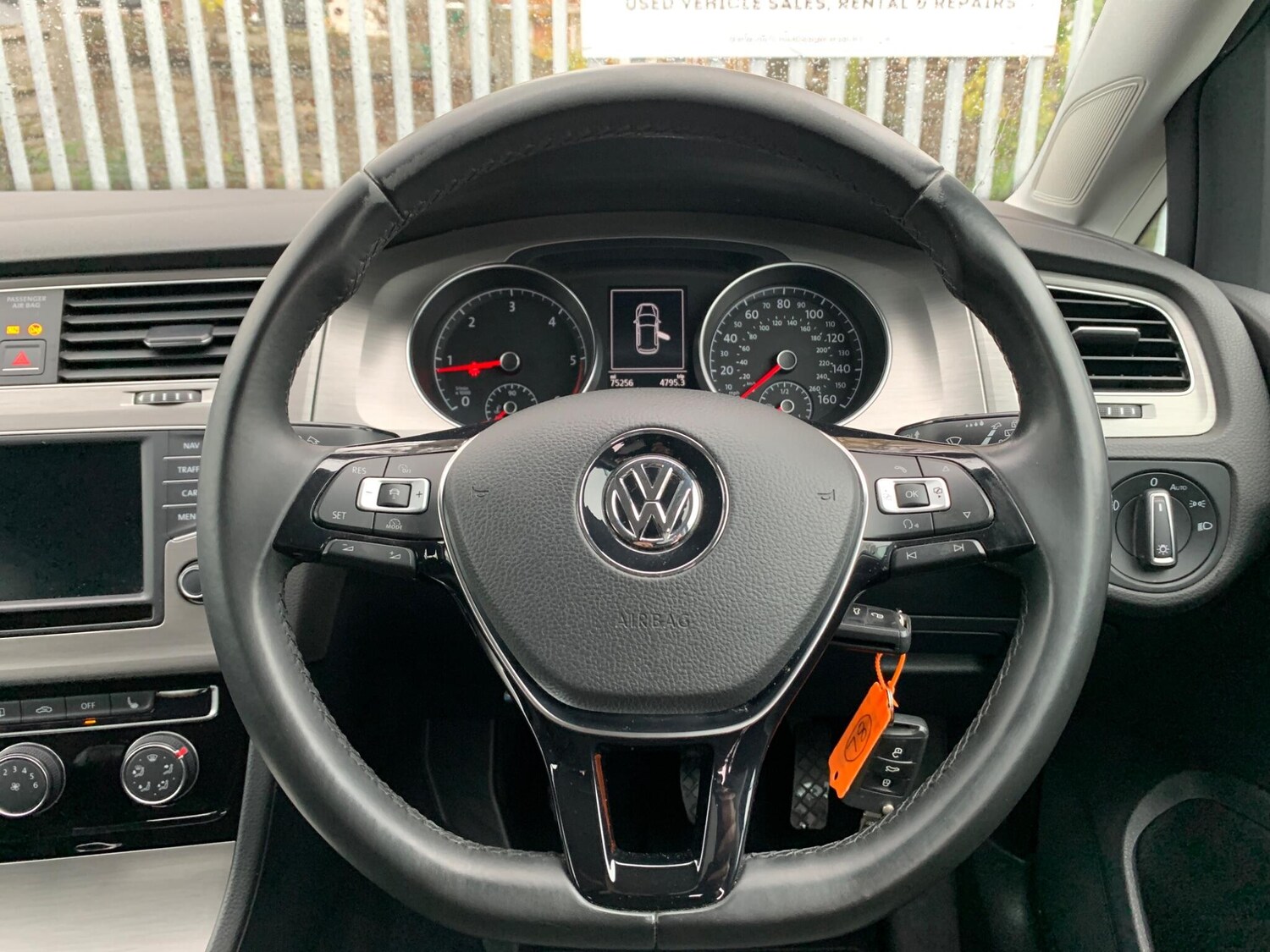 Used Volkswagen Golf 2016 for sale - 76561336: Photo 26