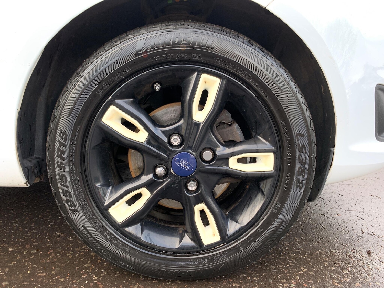 Used Ford Fiesta 2015 for sale - 77119764: Photo 20