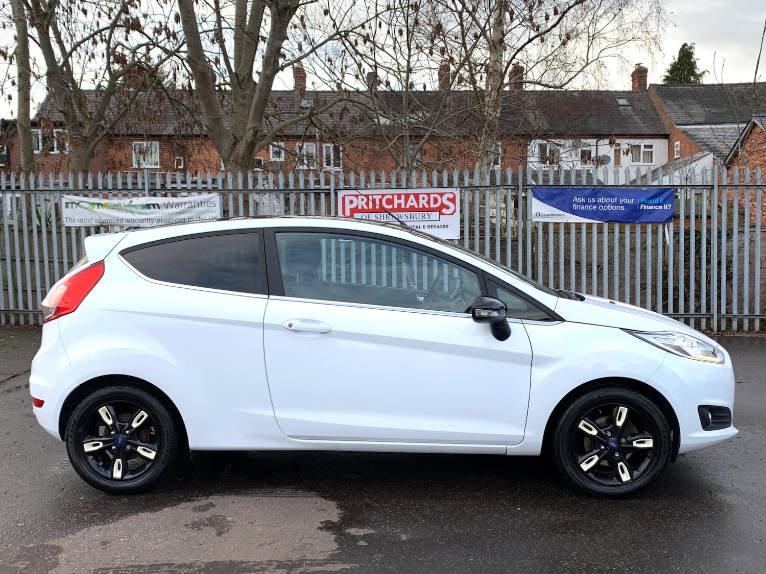 Used Ford Fiesta 2015 for sale - 77119764: Photo 4