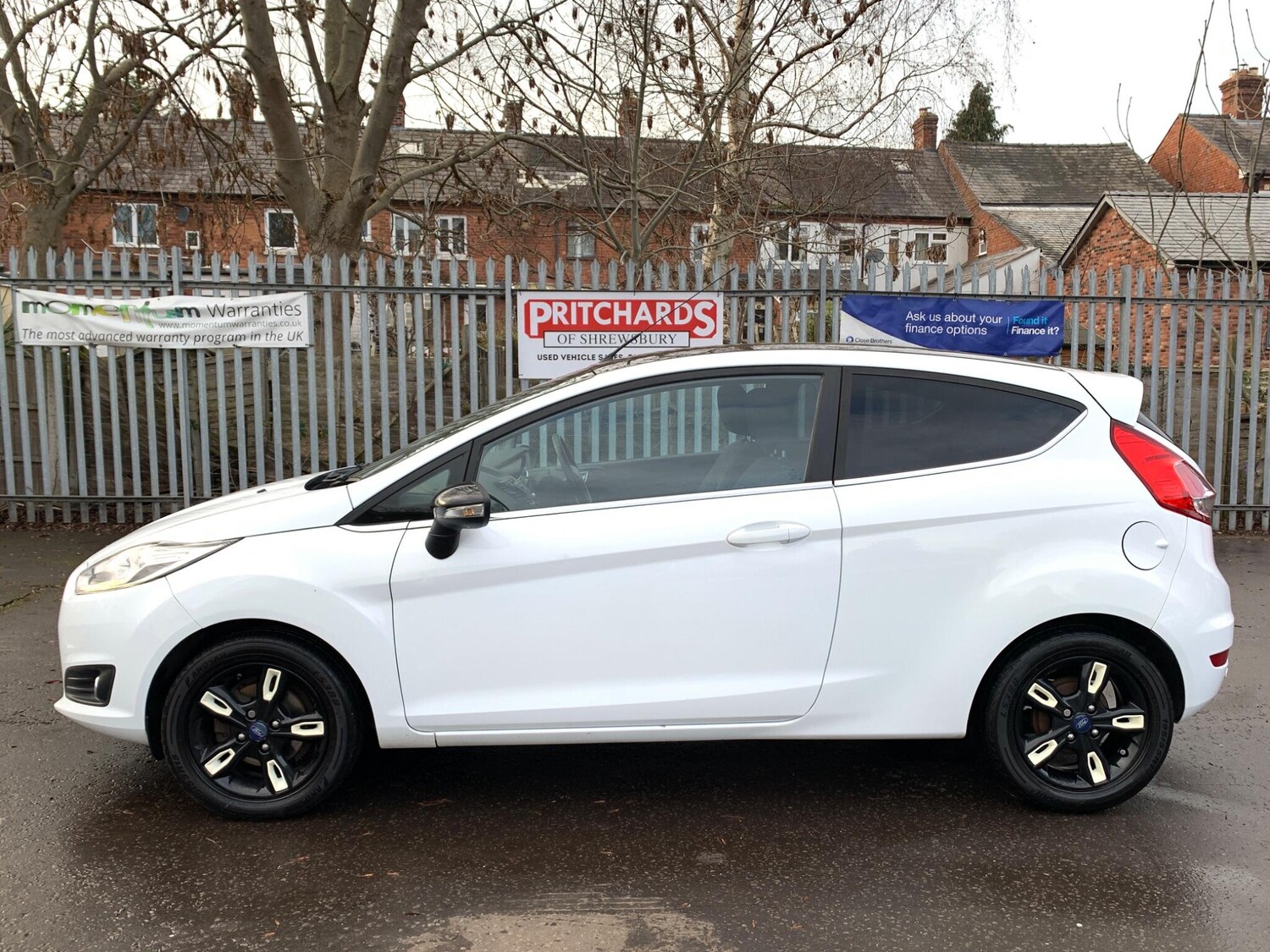 Used Ford Fiesta 2015 for sale - 77119764: Photo 7