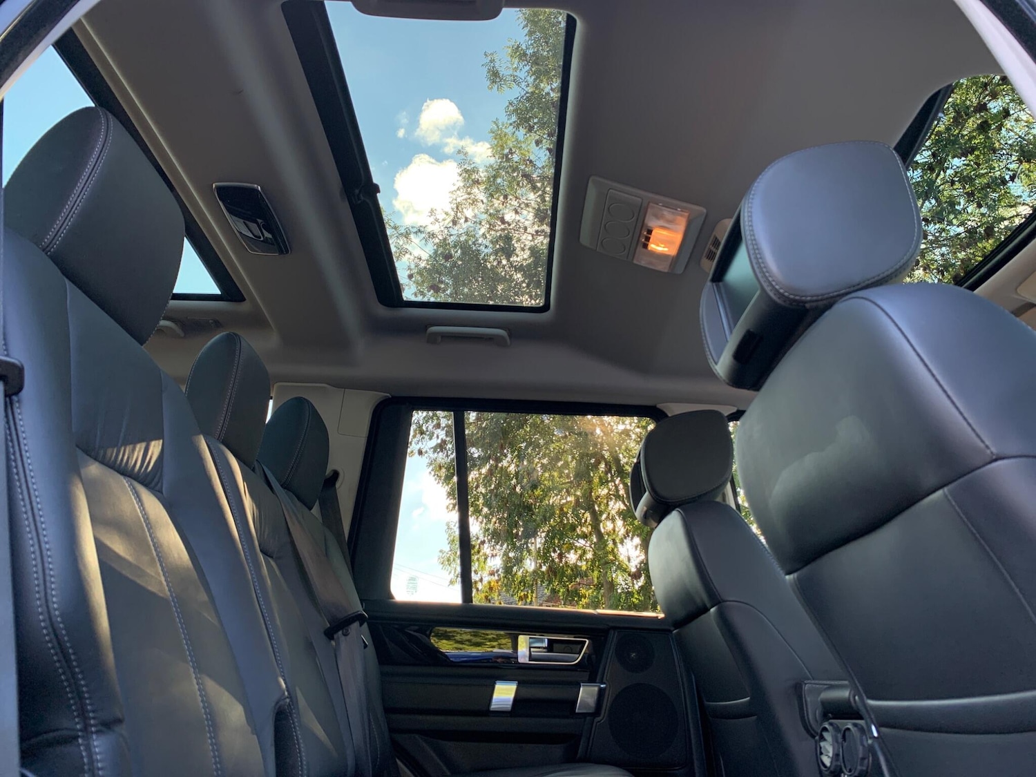 Vehicle 29