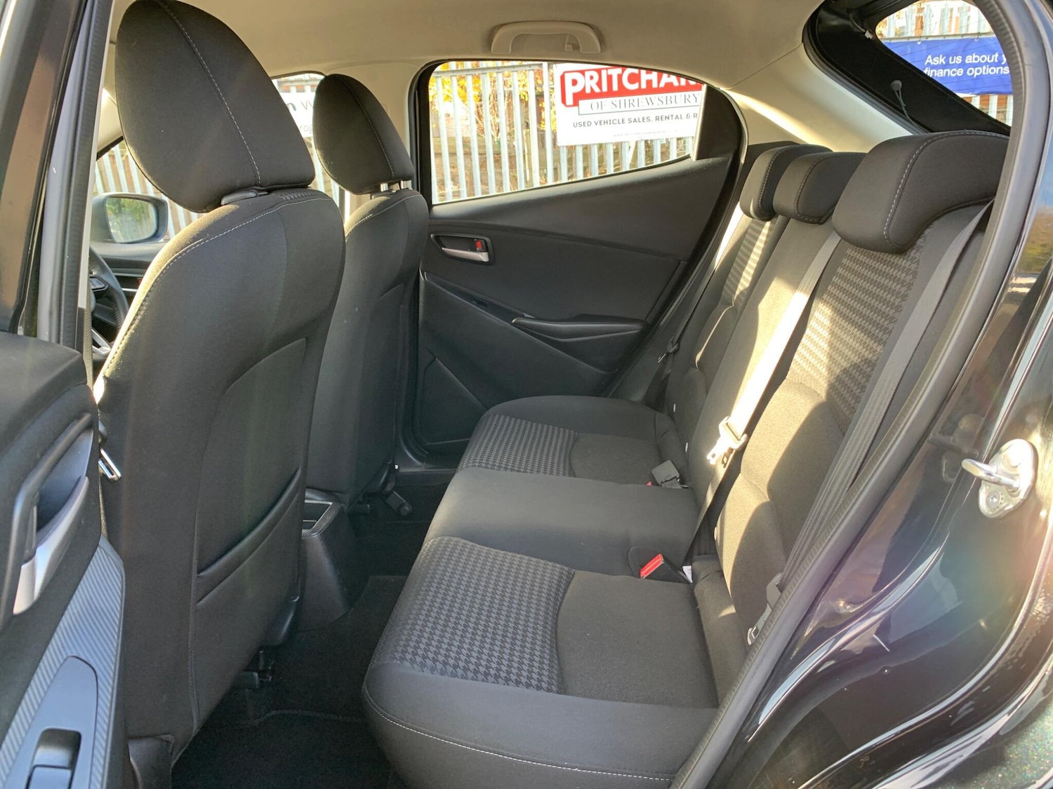 Used Mazda Mazda2 2018 for sale - 76592006: Photo 35