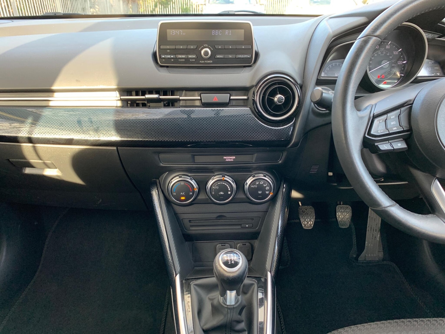 Used Mazda Mazda2 2018 for sale - 76592006: Photo 41