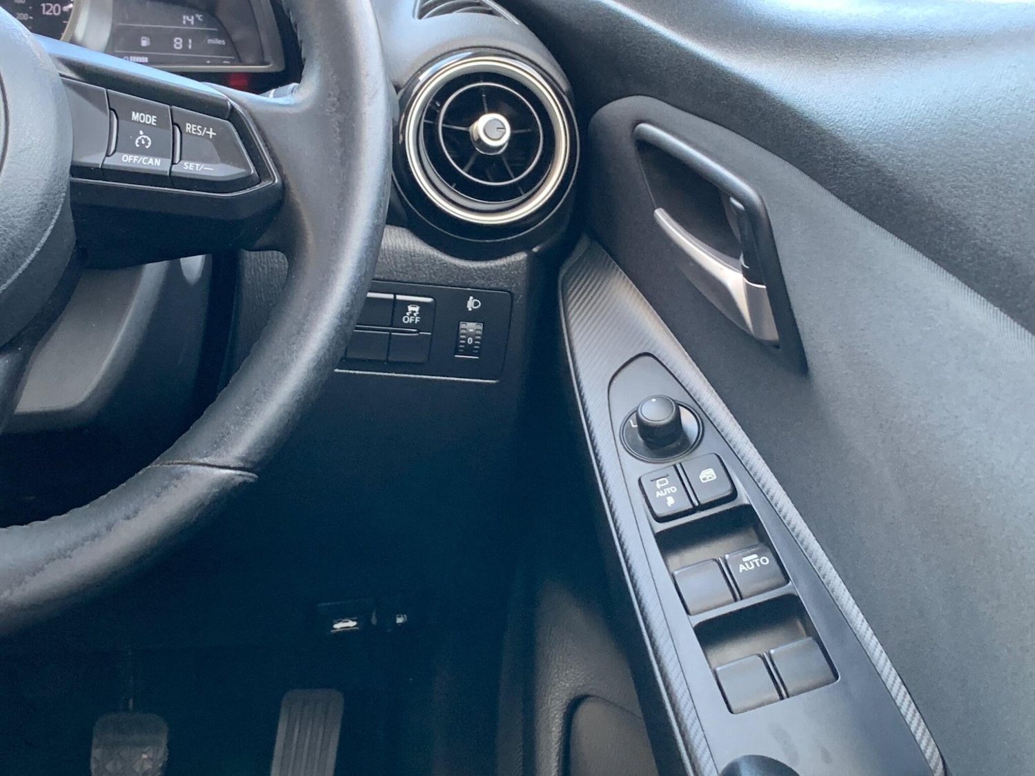 Used Mazda Mazda2 2018 for sale - 76592006: Photo 43