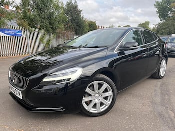 Used Volvo V40 2018 for sale - 79634362: Photo