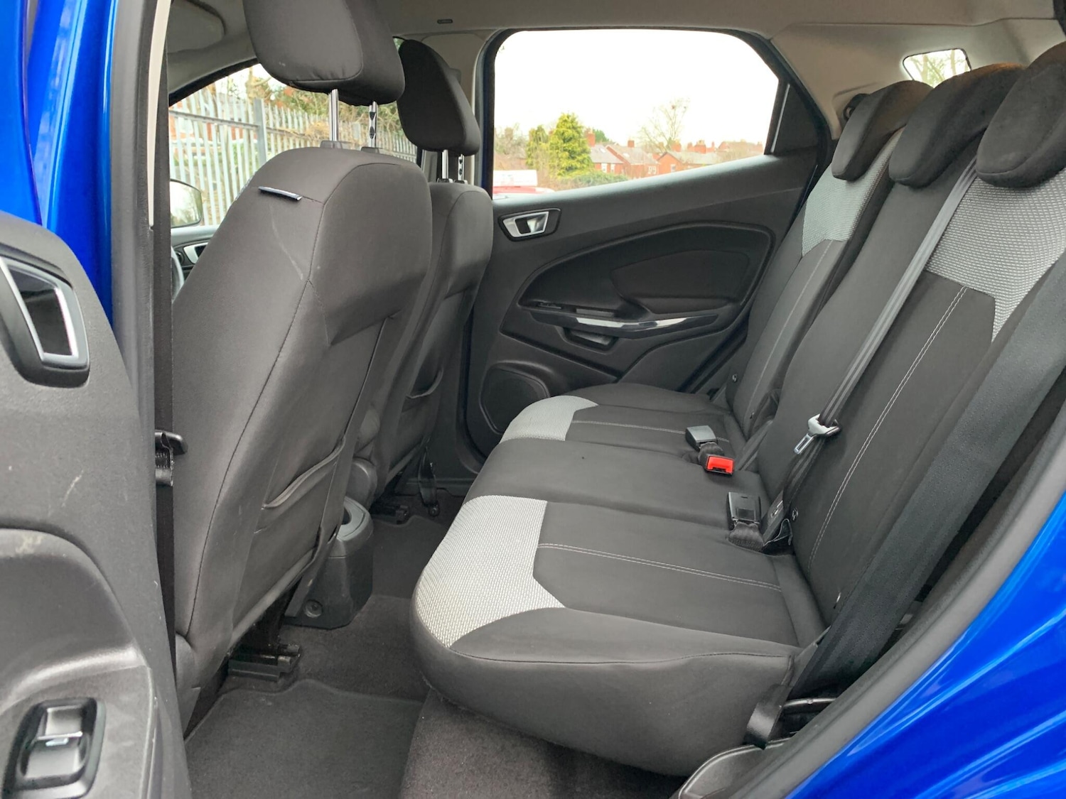 Used Ford Ecosport 2017 for sale - 77525082: Photo 32