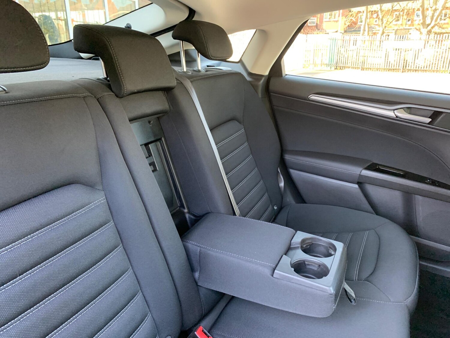 Used Ford Mondeo 2018 for sale - 77939770: Photo 42