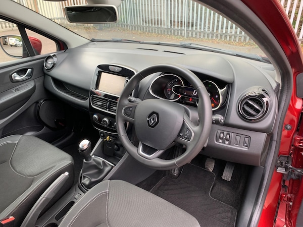 Used Renault Clio 2017 for sale - 76213943: Photo 23