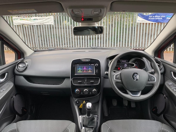 Used Renault Clio 2017 for sale - 76213943: Photo 24