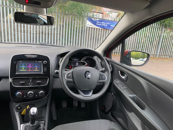 Used Renault Clio 2017 for sale - 76213943: Photo 26