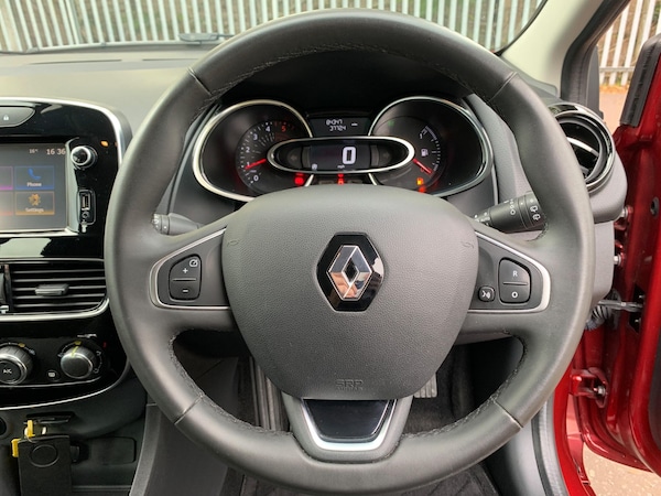 Used Renault Clio 2017 for sale - 76213943: Photo 27
