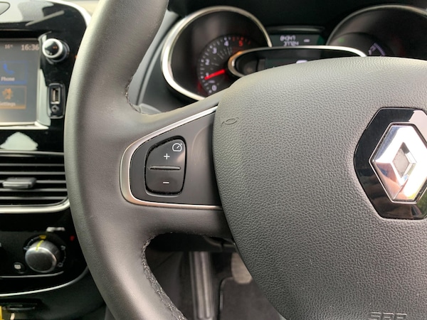 Used Renault Clio 2017 for sale - 76213943: Photo 28