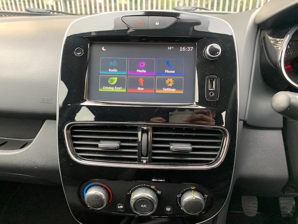 Used Renault Clio 2017 for sale - 76213943: Photo 31