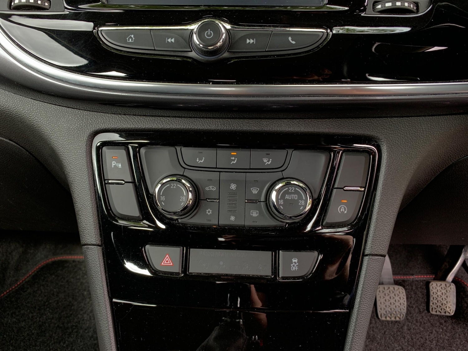Vehicle 35