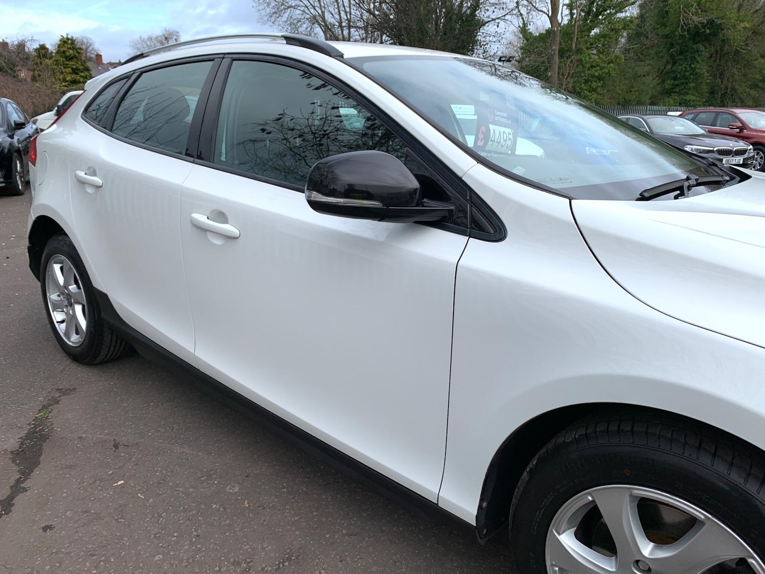 Used Volvo V40 2014 for sale - 77723008: Photo 11