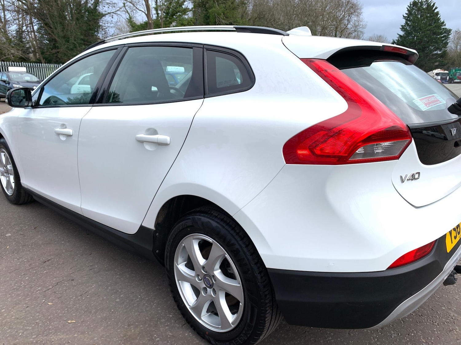 Used Volvo V40 2014 for sale - 77723008: Photo 26