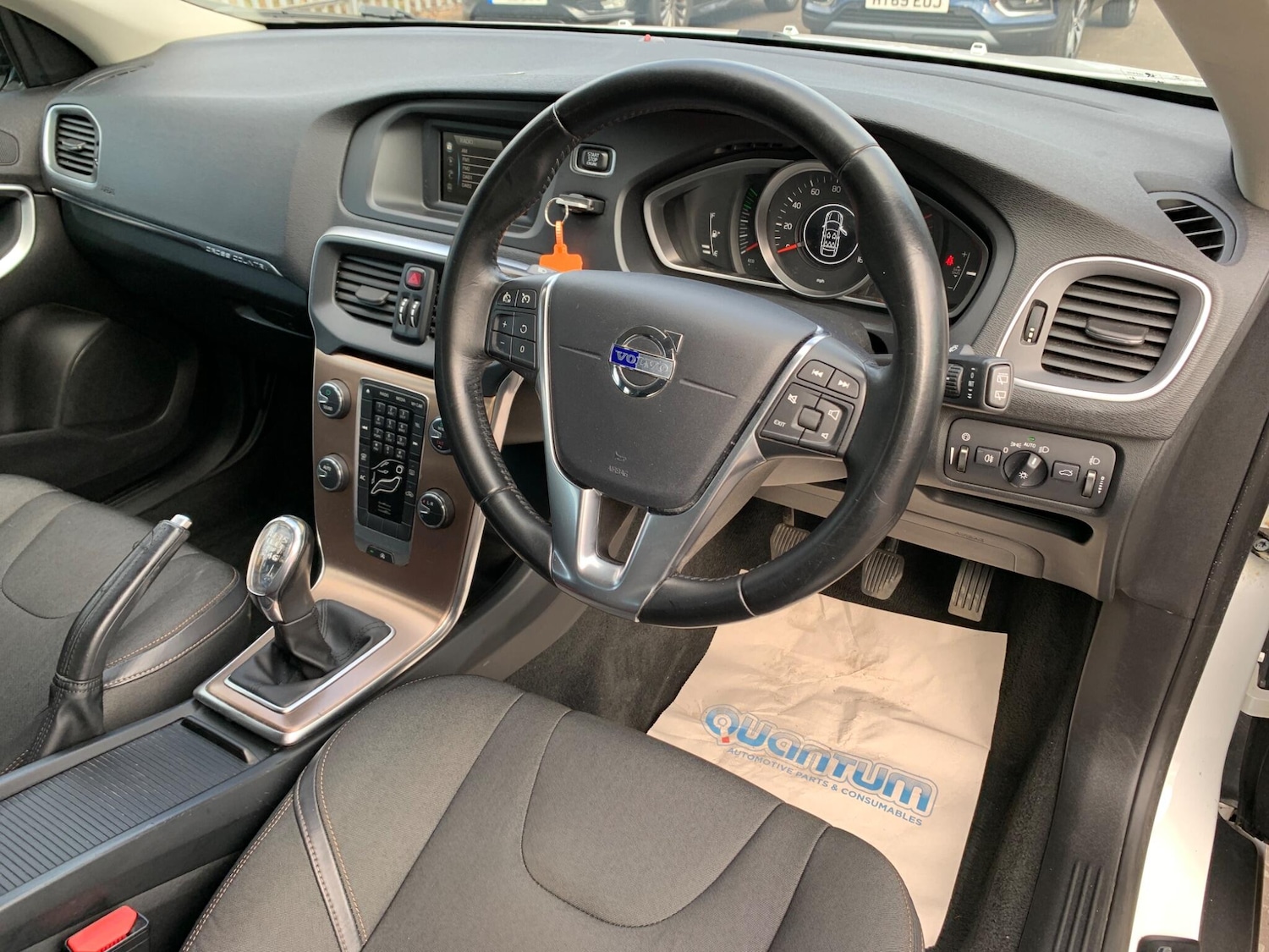 Used Volvo V40 2014 for sale - 77723008: Photo 33