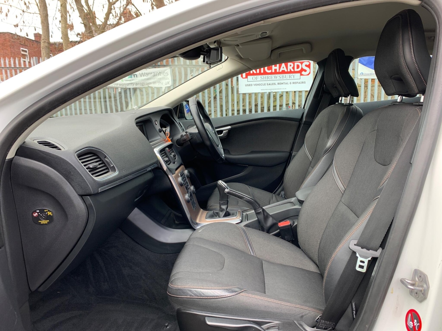 Used Volvo V40 2014 for sale - 77723008: Photo 41