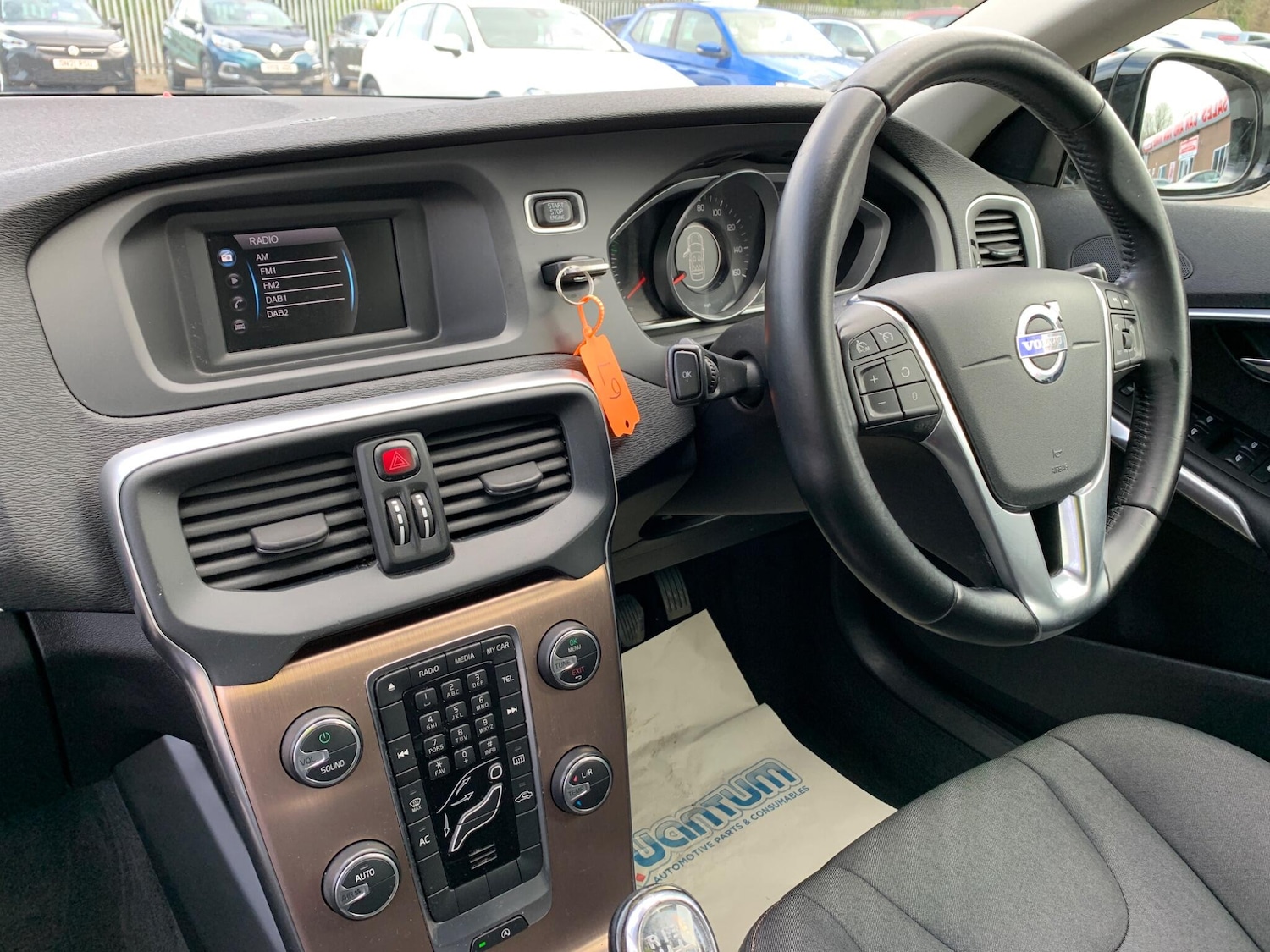 Used Volvo V40 2014 for sale - 77723008: Photo 49