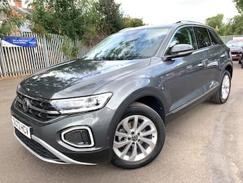 Used Volkswagen T-Roc 2022 for sale - 79601301: Photo