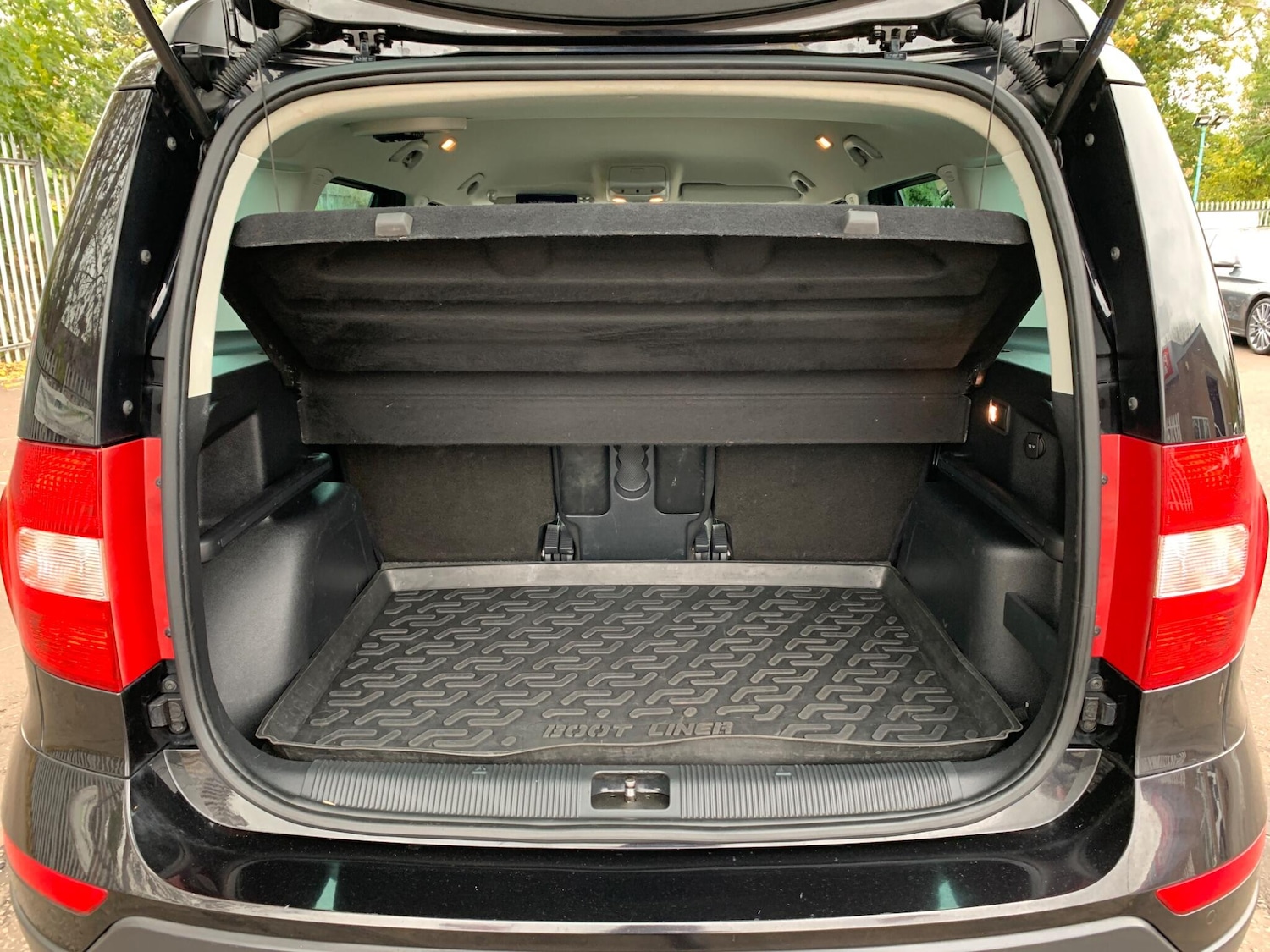 Used Skoda Yeti 2014 for sale - 76457325: Photo 15