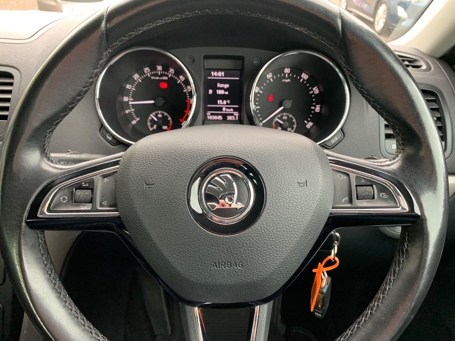 Used Skoda Yeti 2014 for sale - 76457325: Photo 35