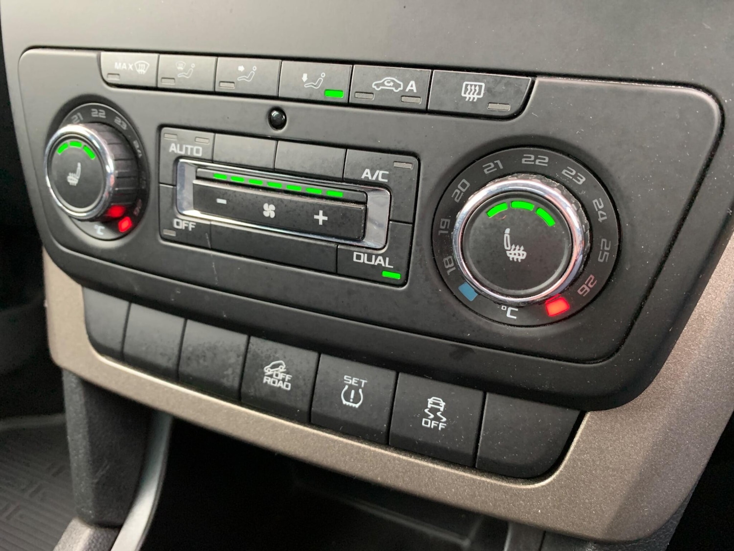 Used Skoda Yeti 2014 for sale - 76457325: Photo 54