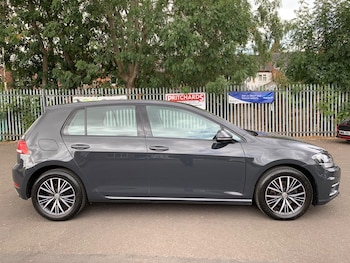 Used Volkswagen Golf 2018 for sale - 79540427: Photo