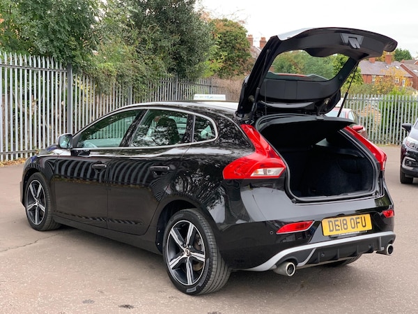 Used Volvo V40 2018 for sale - 76306331: Photo 17