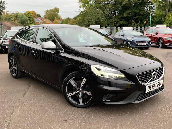 Used Volvo V40 2018 for sale - 76306331: Photo 1