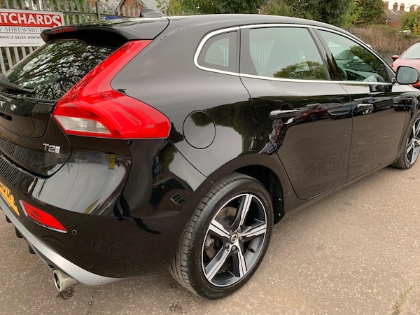 Used Volvo V40 2018 for sale - 76306331: Photo 21