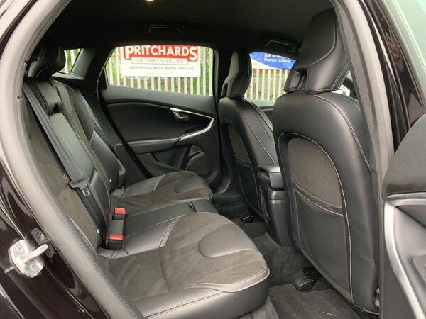Used Volvo V40 2018 for sale - 76306331: Photo 46