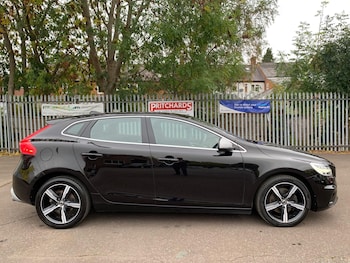 Used Volvo V40 2018 for sale - 76306331: Photo 4