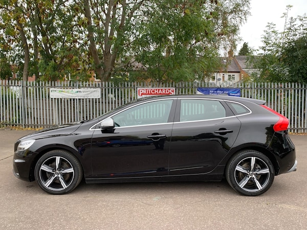 Used Volvo V40 2018 for sale - 76306331: Photo 7