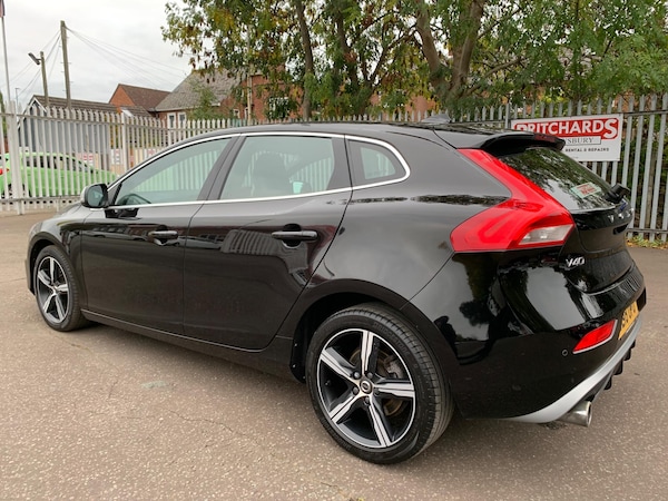 Used Volvo V40 2018 for sale - 76306331: Photo 8