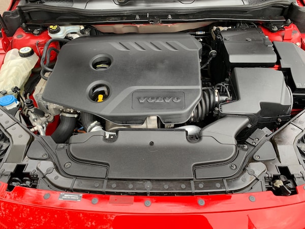 Used Volvo V40 Cross Country 2015 for sale - 76315022: Photo 18