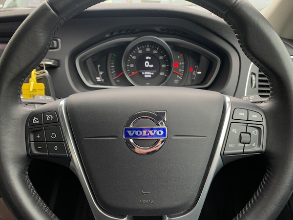 Used Volvo V40 Cross Country 2015 for sale - 76315022: Photo 39