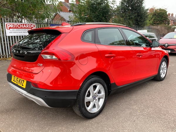 Used Volvo V40 Cross Country 2015 for sale - 76315022: Photo 3