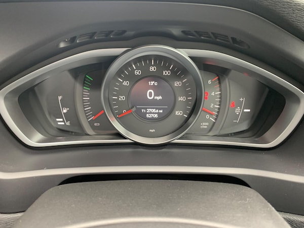 Used Volvo V40 Cross Country 2015 for sale - 76315022: Photo 40