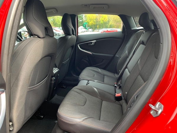 Used Volvo V40 Cross Country 2015 for sale - 76315022: Photo 57
