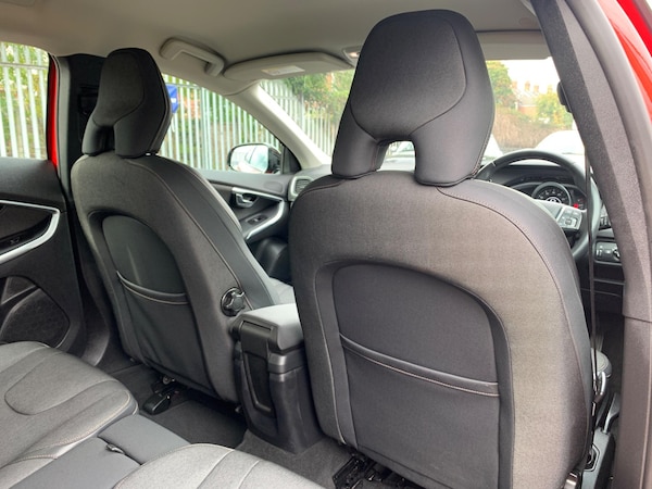 Used Volvo V40 Cross Country 2015 for sale - 76315022: Photo 60
