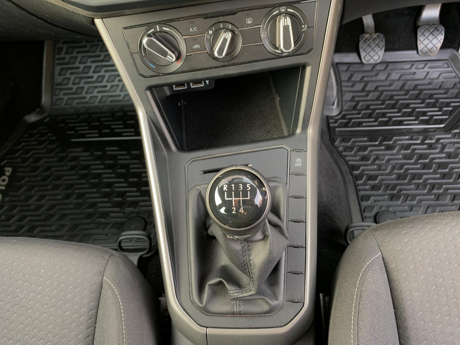 Used Volkswagen Polo 2019 for sale - 76918583: Photo 30