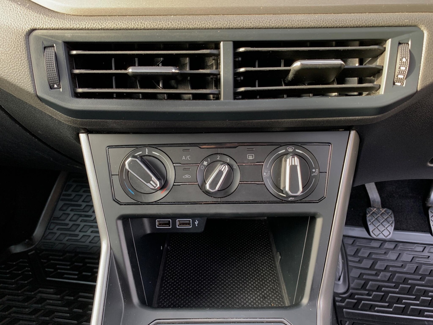 Used Volkswagen Polo 2019 for sale - 76918583: Photo 31