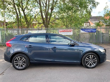 Used Volvo V40 2016 for sale - 78561739: Photo