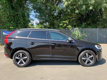 Used Volvo XC60 2017 for sale - 79590354: Photo