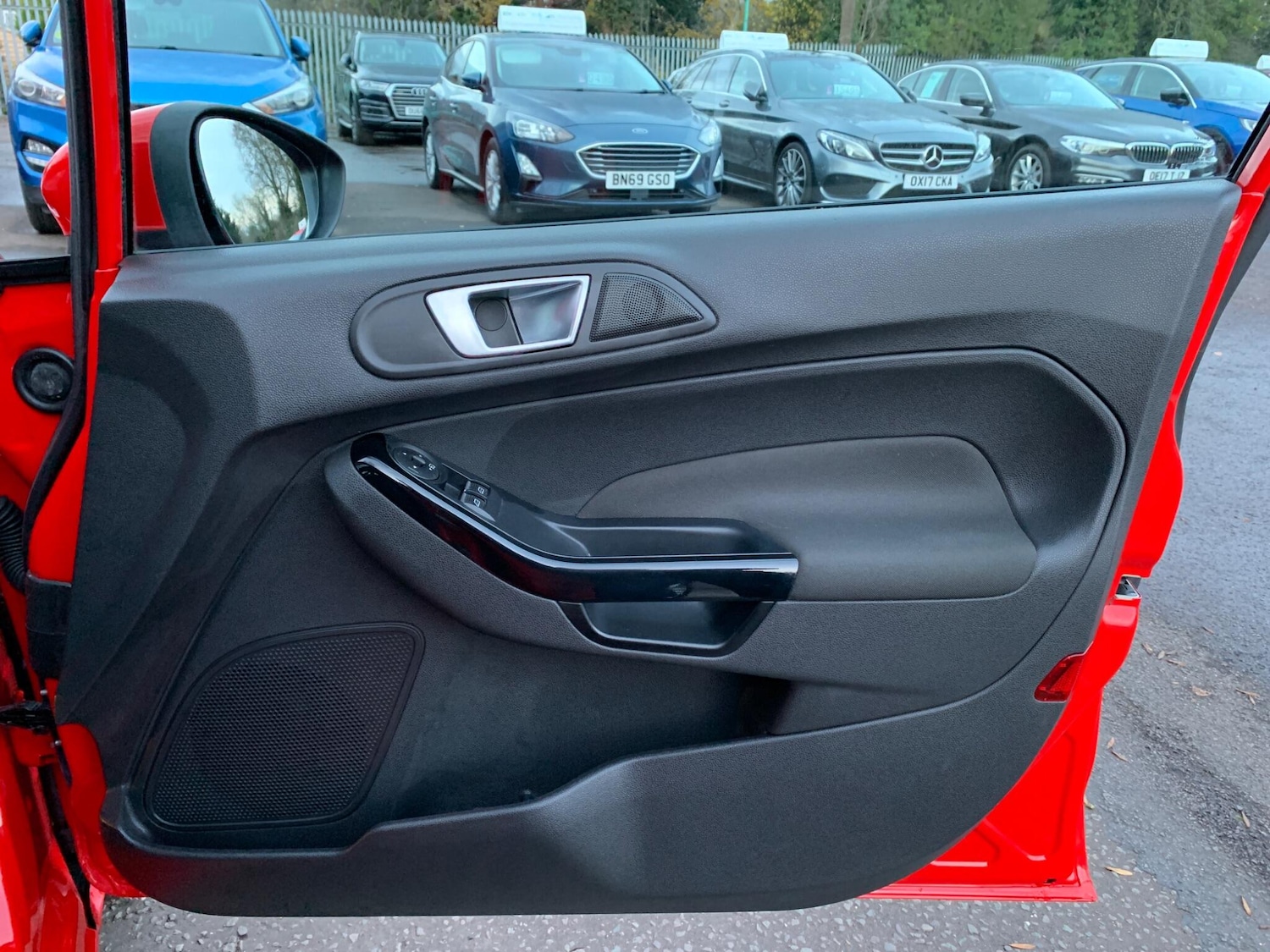 Used Ford Fiesta 2015 for sale - 76802195: Photo 29