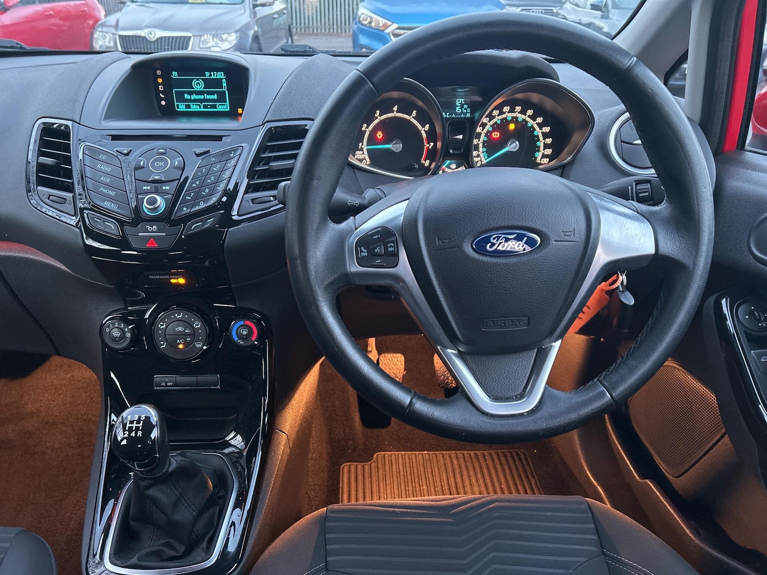 Used Ford Fiesta 2015 for sale - 76802195: Photo 32