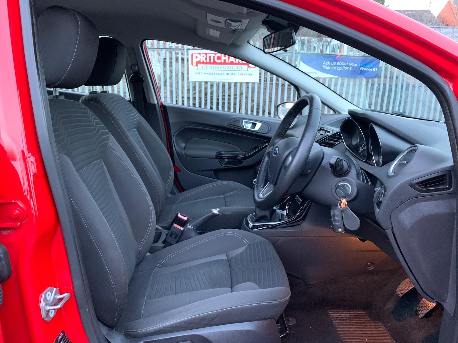 Used Ford Fiesta 2015 for sale - 76802195: Photo 36