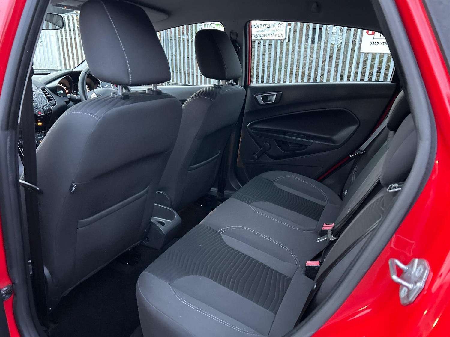 Used Ford Fiesta 2015 for sale - 76802195: Photo 39